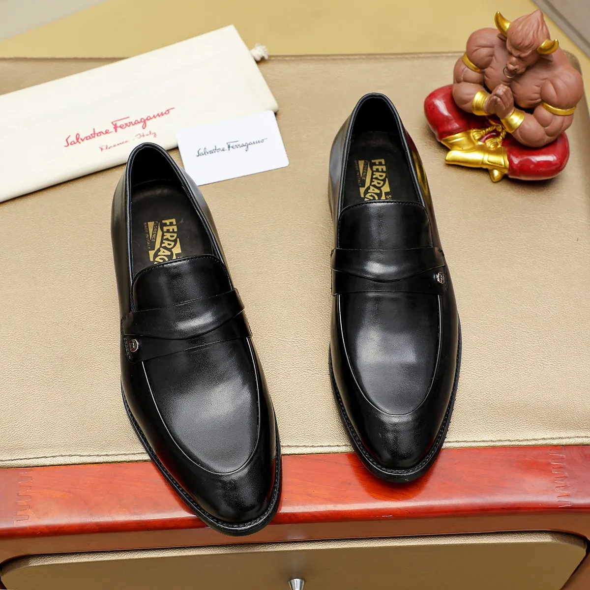 Men's shoes 💰460 Ferragamo [Ferragamo] top imported suit men's shoes 💯Original copy of the official website, product materials: selected imported embossed calfskin + luxury hardware buckle accessories ~ imported water-dyed cow 🐂 leather lining. Strong three-dimensional visual effect, original combination outsole, multiple colors available😘 Size: 39-44 (38.45.46. Customized)